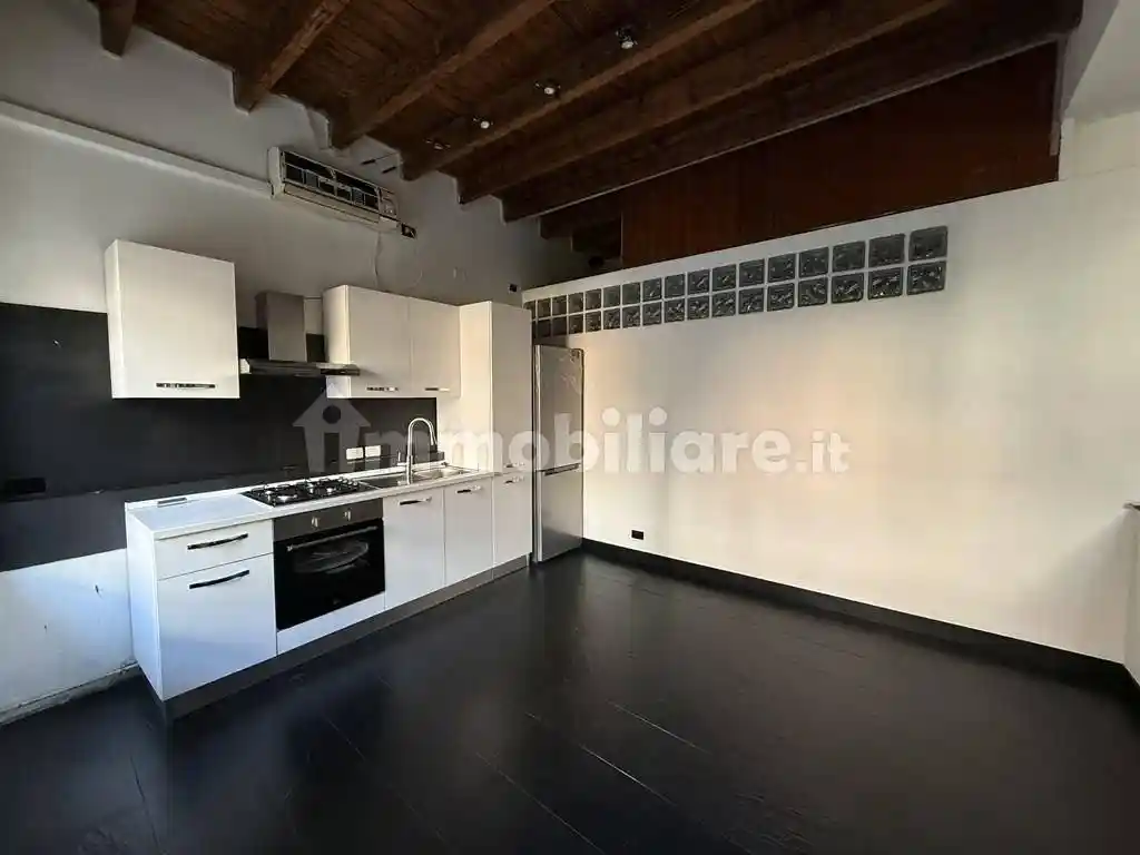 Bilocale via Sirtori 6, San Biagio, Monza - foto 3