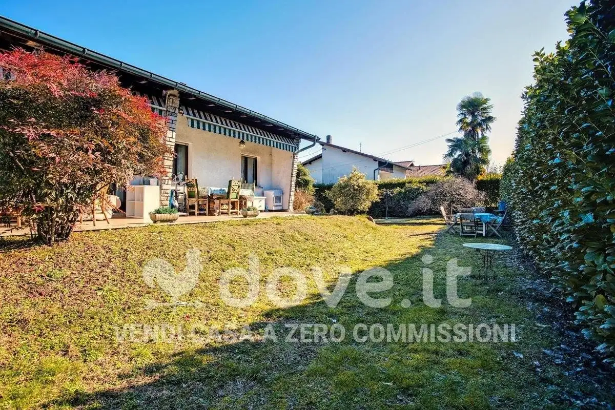 Villetta a schiera in vendita a Brissago-Valtravaglia