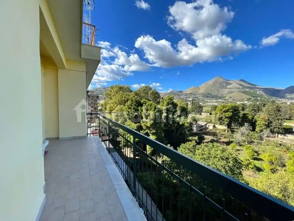 Appartamento in vendita a Palermo