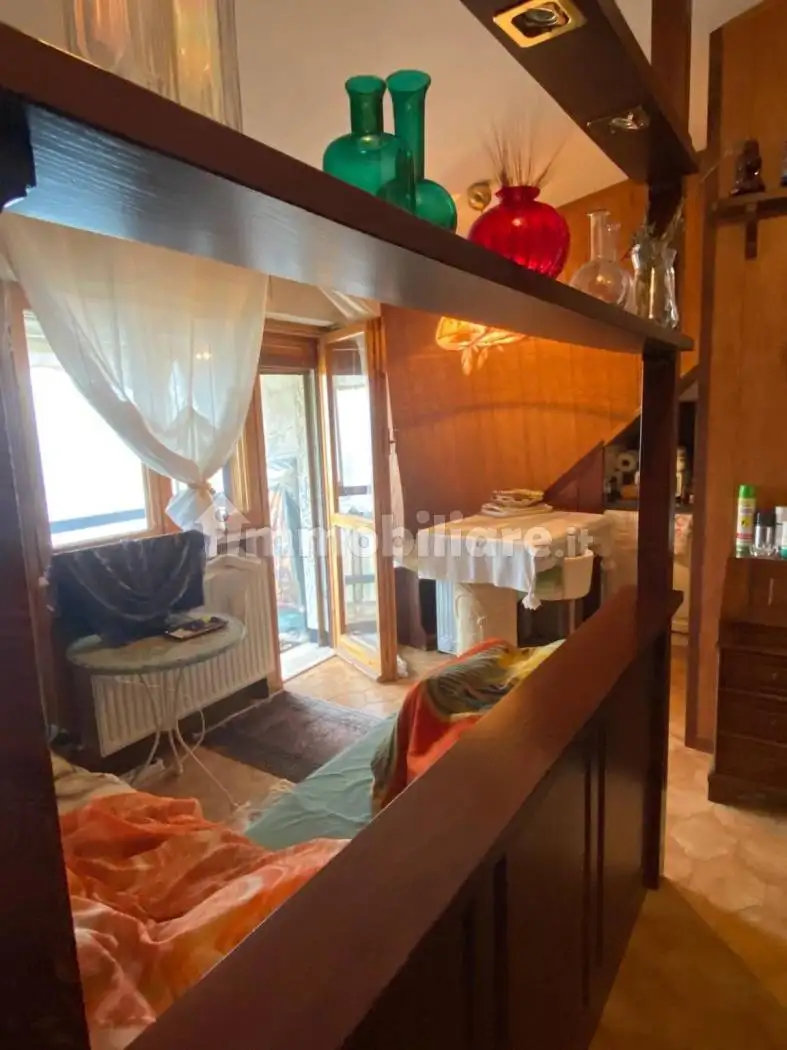 Appartamento in vendita a Viola