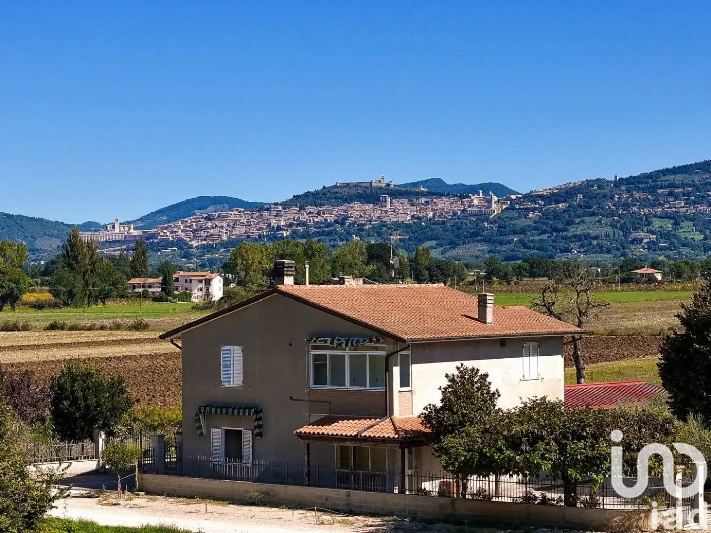 Casa indipendente in vendita a Assisi