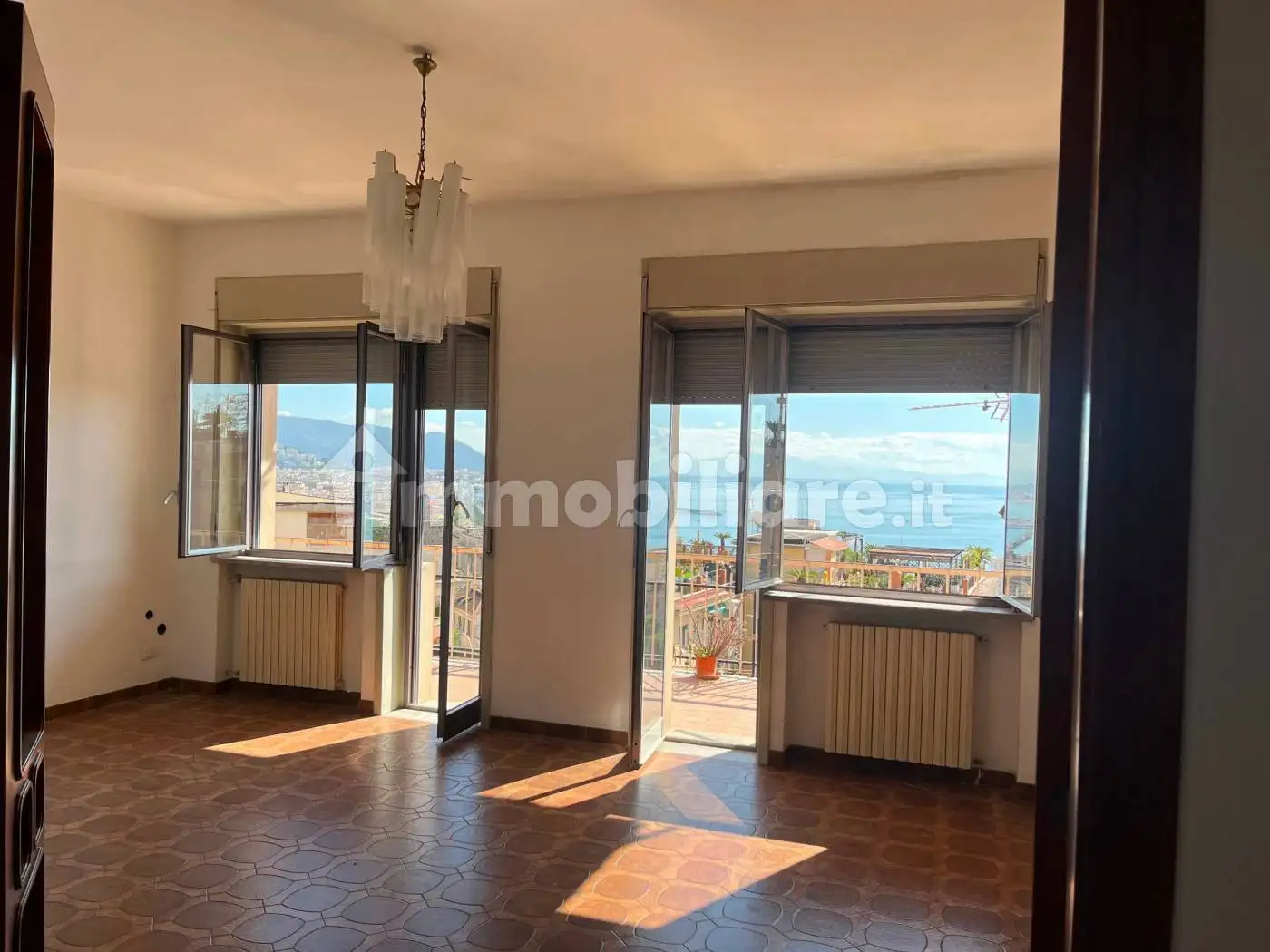 Appartamento in vendita a Salerno