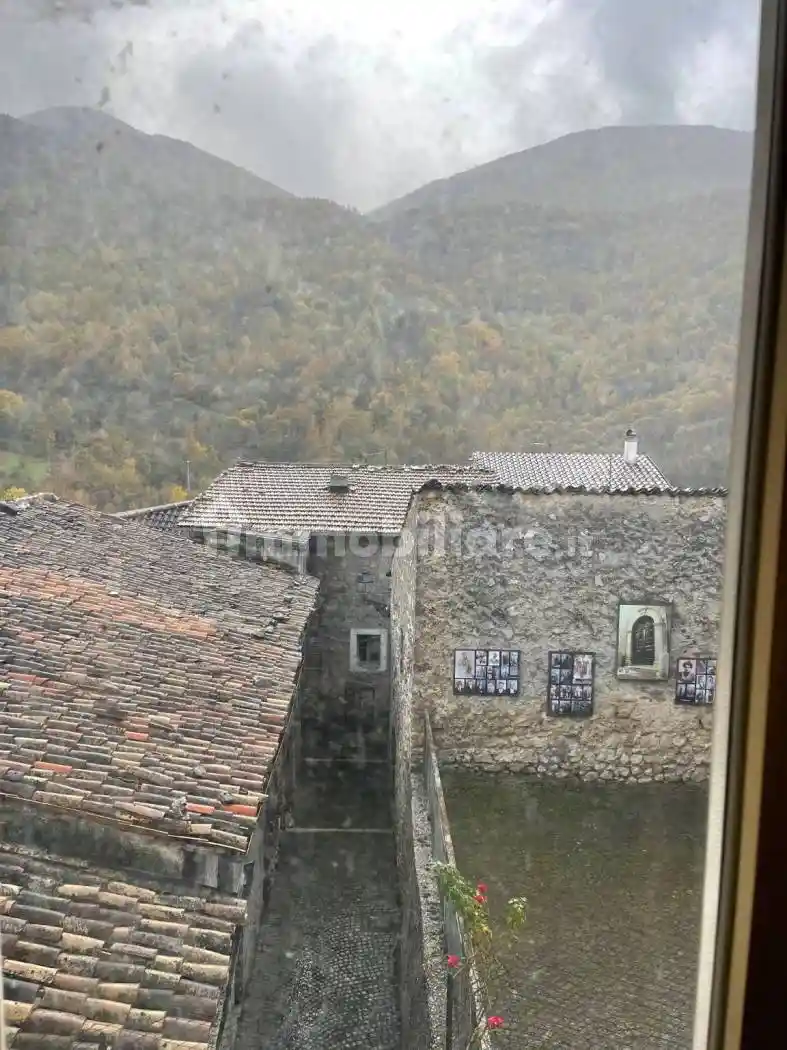 Bilocale via Ortoleone, Centro, Castellafiume - foto 2