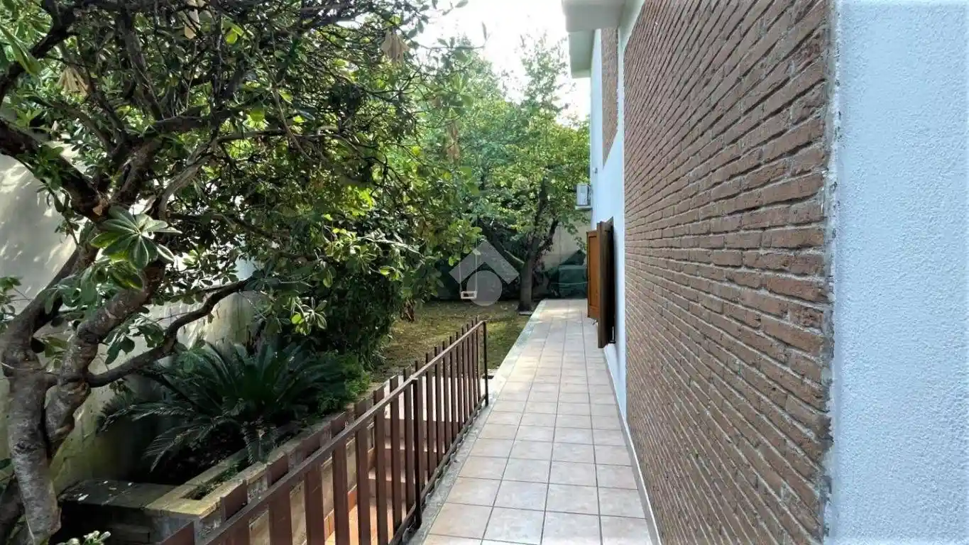 Villa plurifamiliare via Monginevro 64, Colleverde, Guidonia Montecelio - foto 4