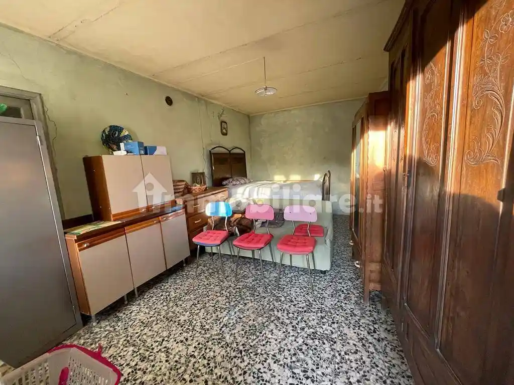 Terratetto plurifamiliare 275 m², buono stato, Scaparone, Biglini, Magliano, Alba - foto 4