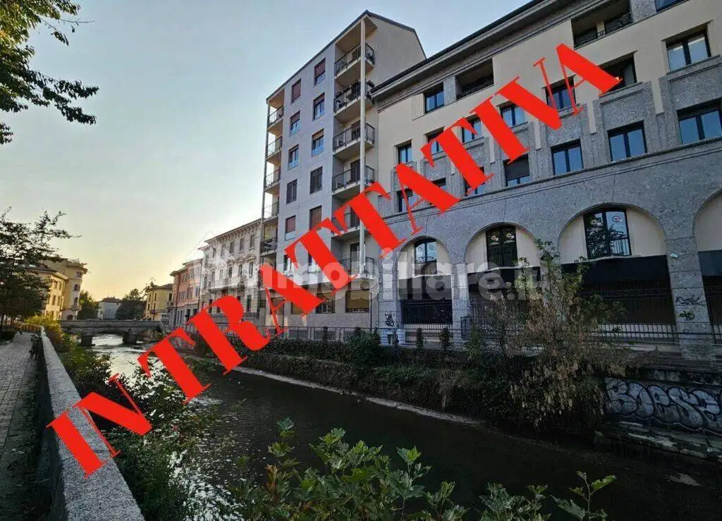 Appartamento in vendita a Monza