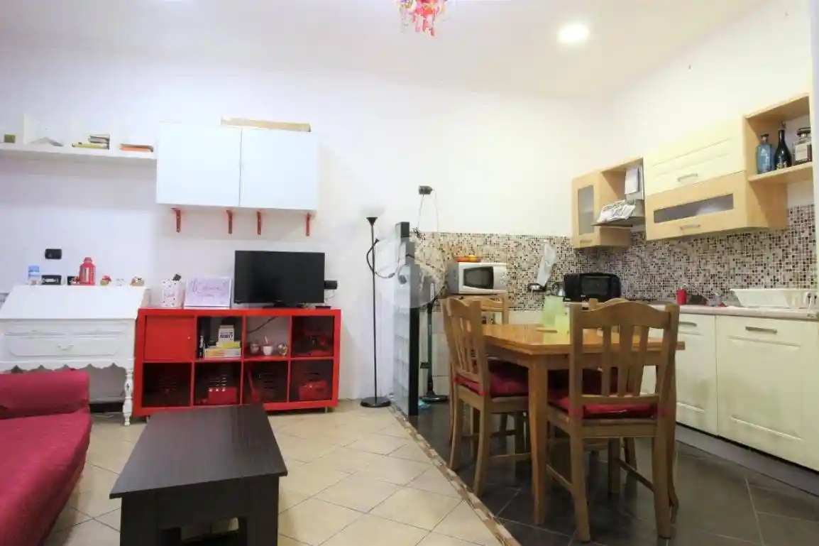 Appartamento in vendita a Napoli