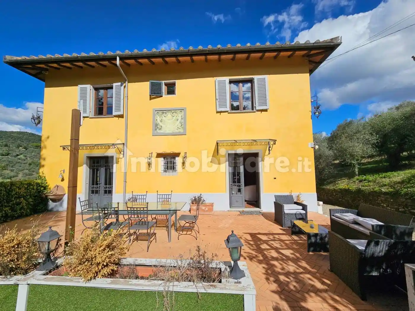 Villa in vendita a Carmignano