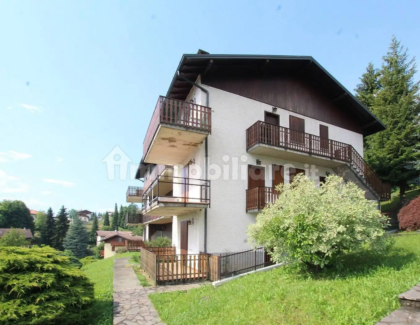 Appartamento in vendita a Costa Serina