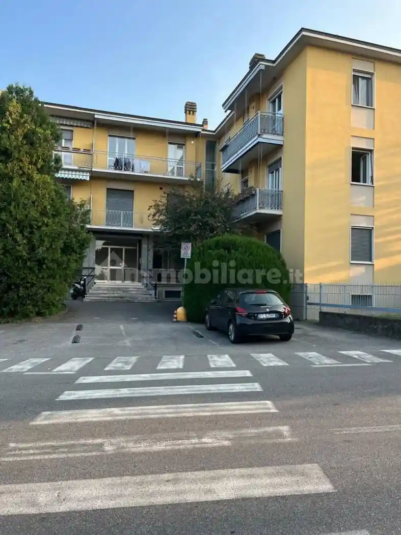 Appartamento in vendita a Curno