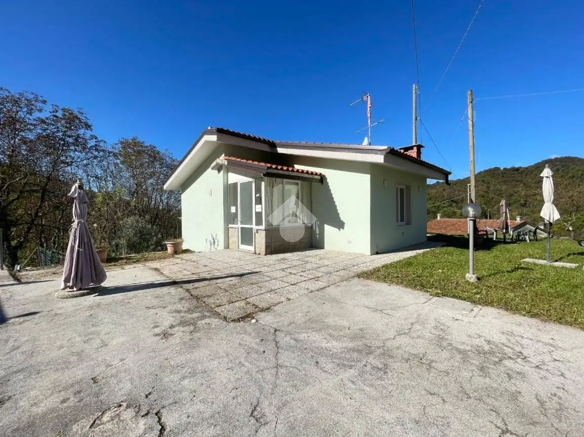 Casa indipendente in vendita a Nimis