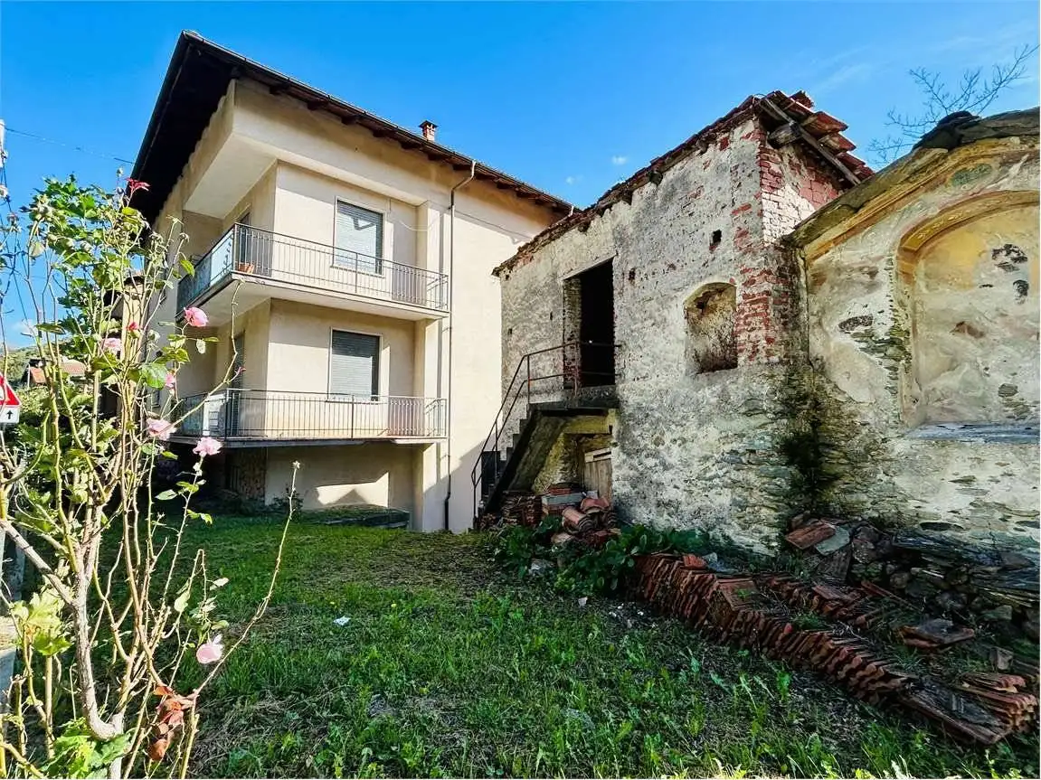 Casa indipendente in vendita a Ormea