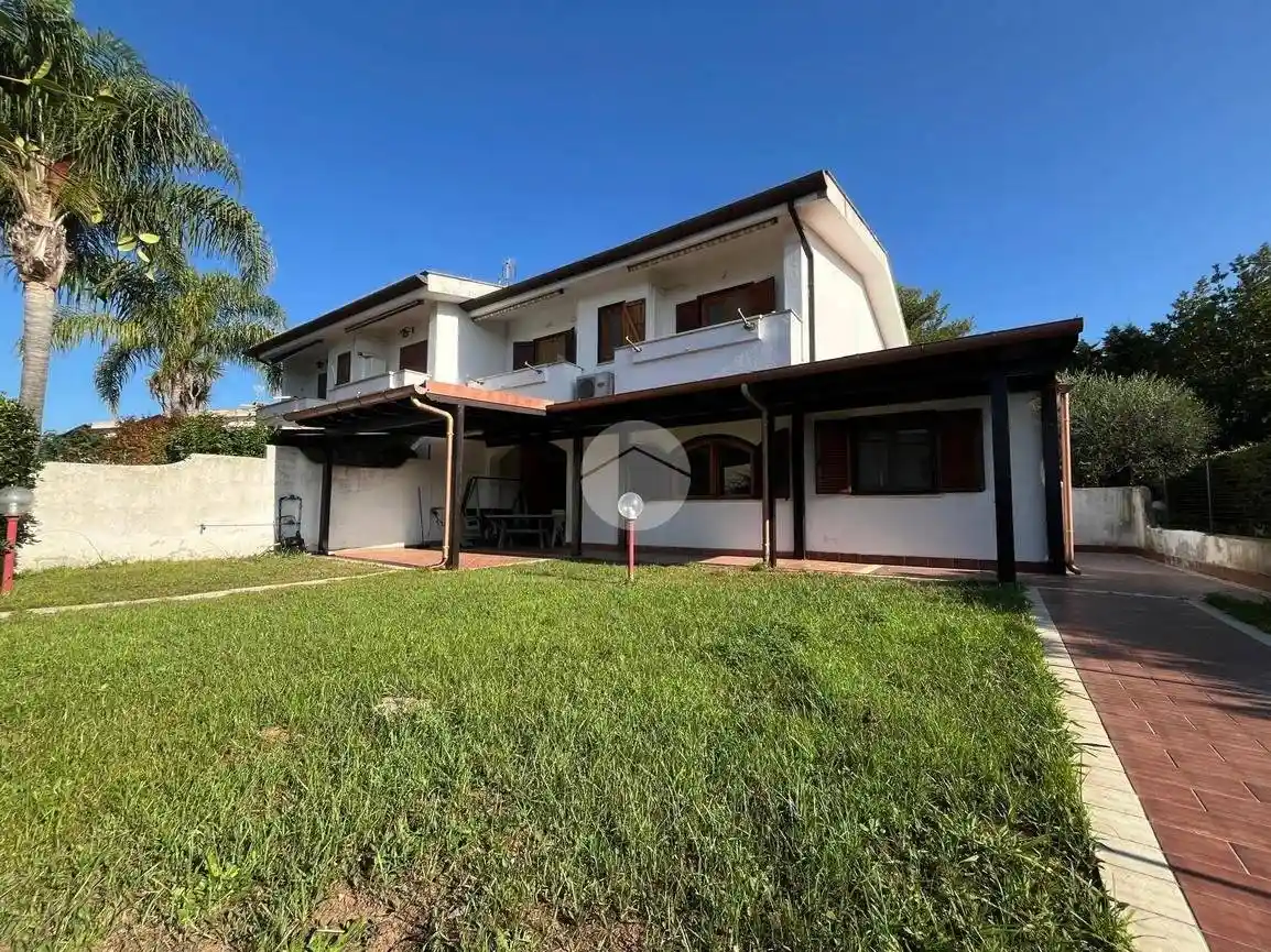 Villa in vendita a Sabaudia