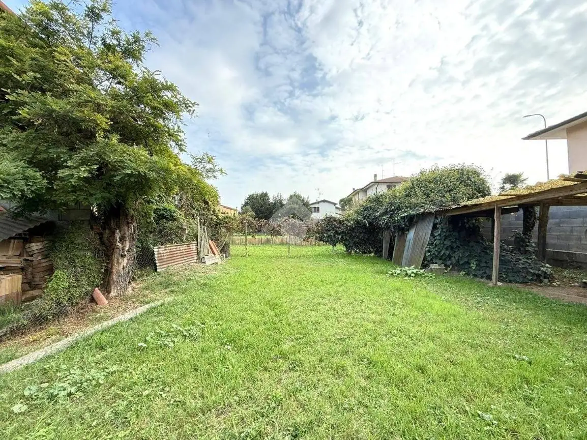 Terratetto unifamiliare via solferino 132, Centro, Castelleone - foto 2