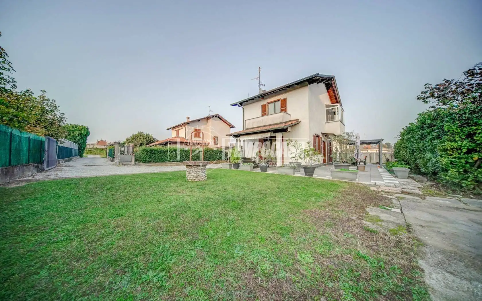 Villa in vendita a Morazzone