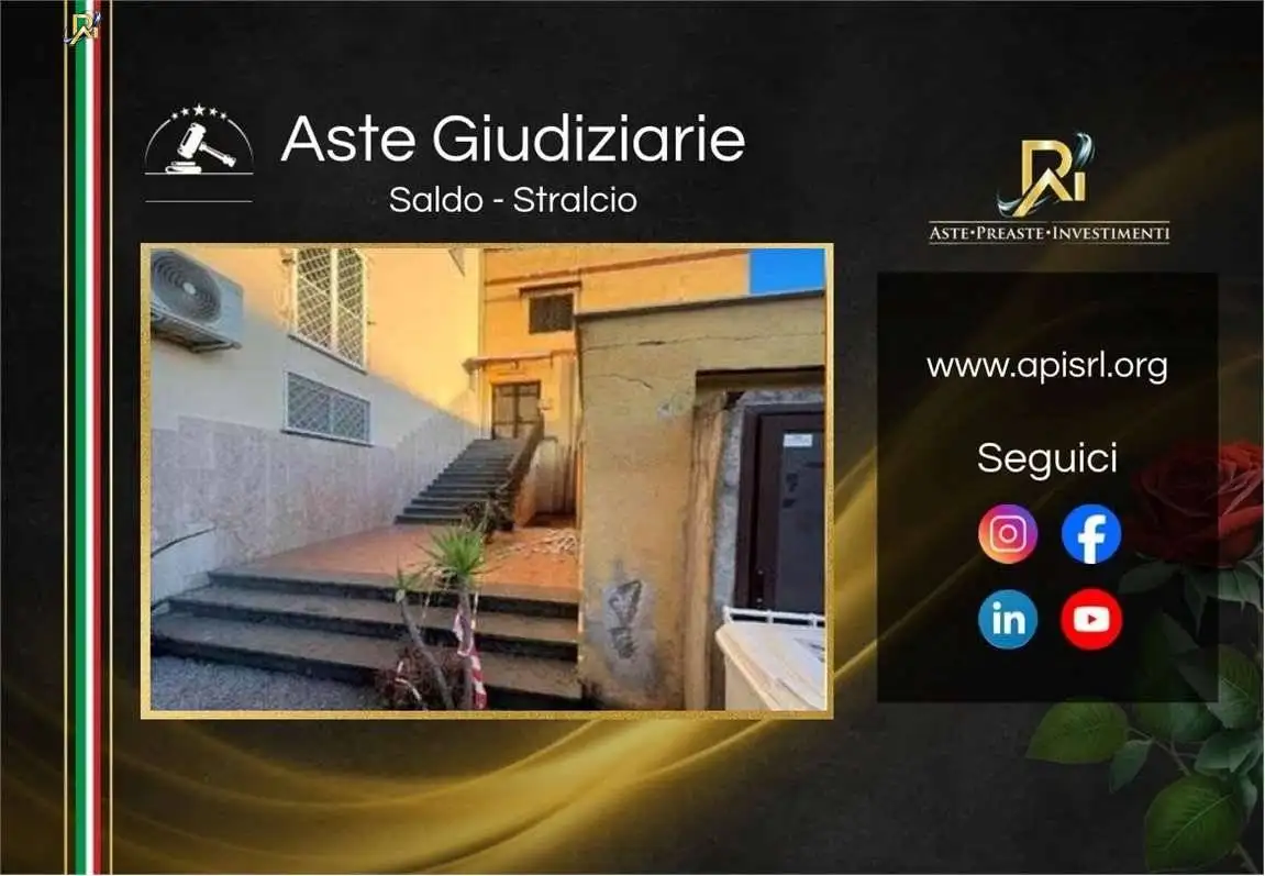 Appartamento in vendita a Napoli