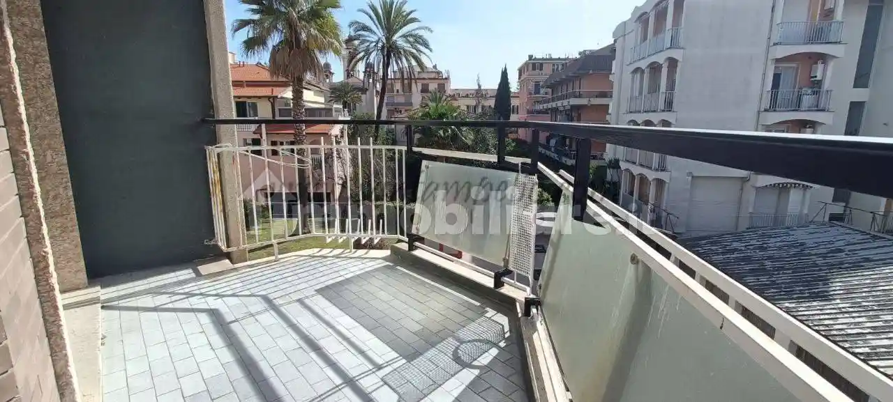 Appartamento in vendita a Bordighera