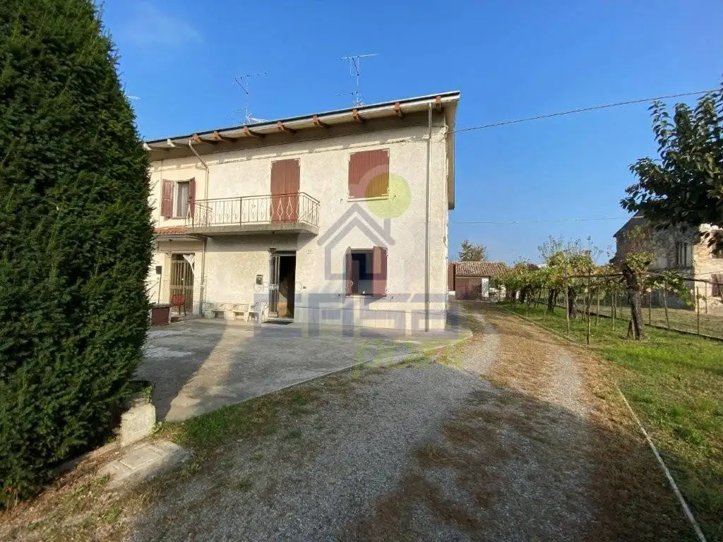 Terratetto unifamiliare via anteo carrara, Centro, Boretto - foto 5