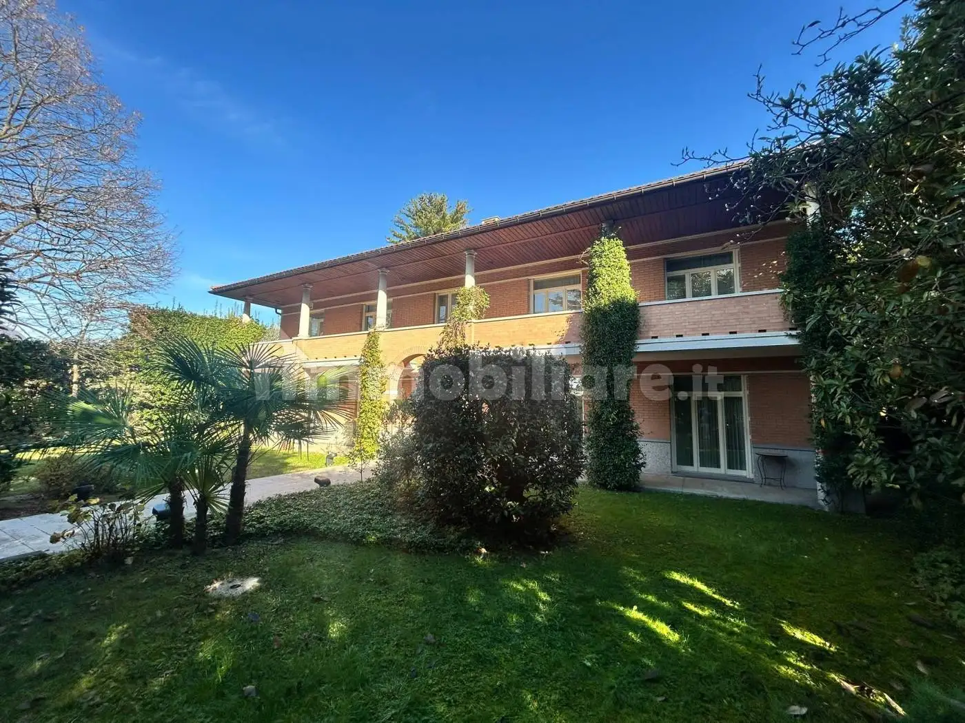 Villa in vendita a Como