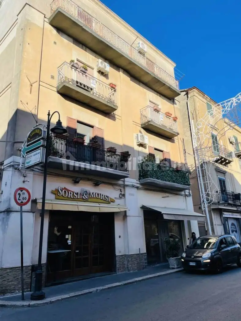 Appartamento in vendita a Lercara Friddi