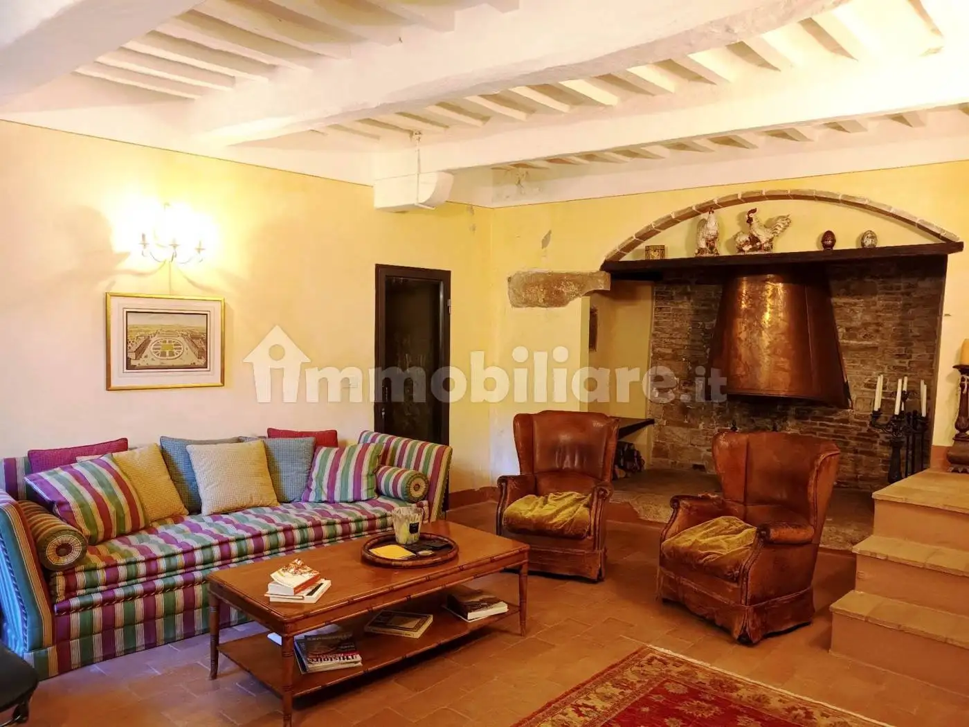 Appartamento in vendita a Cetona