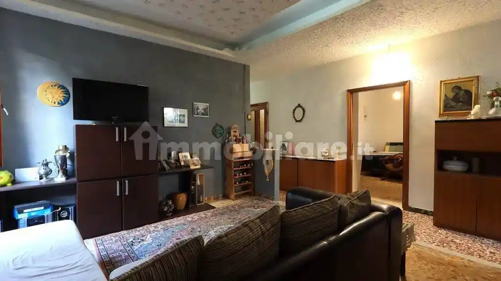 Terratetto unifamiliare 436 m², buono stato, Centro, Castiglione del Lago - foto 3