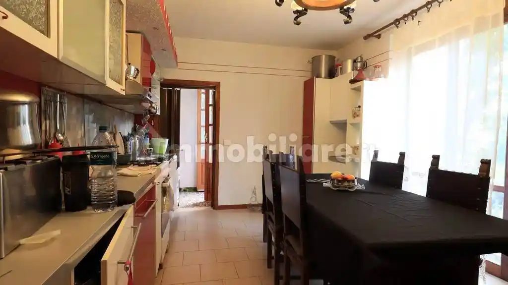 Terratetto unifamiliare 436 m², buono stato, Centro, Castiglione del Lago - foto 5