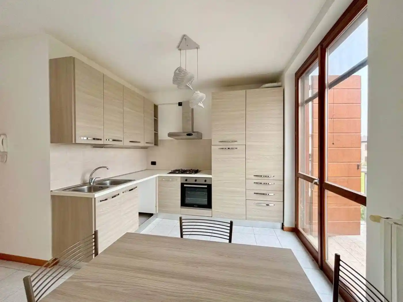 Trilocale buono stato, piano terra, Bagnolo San Vito - foto 4