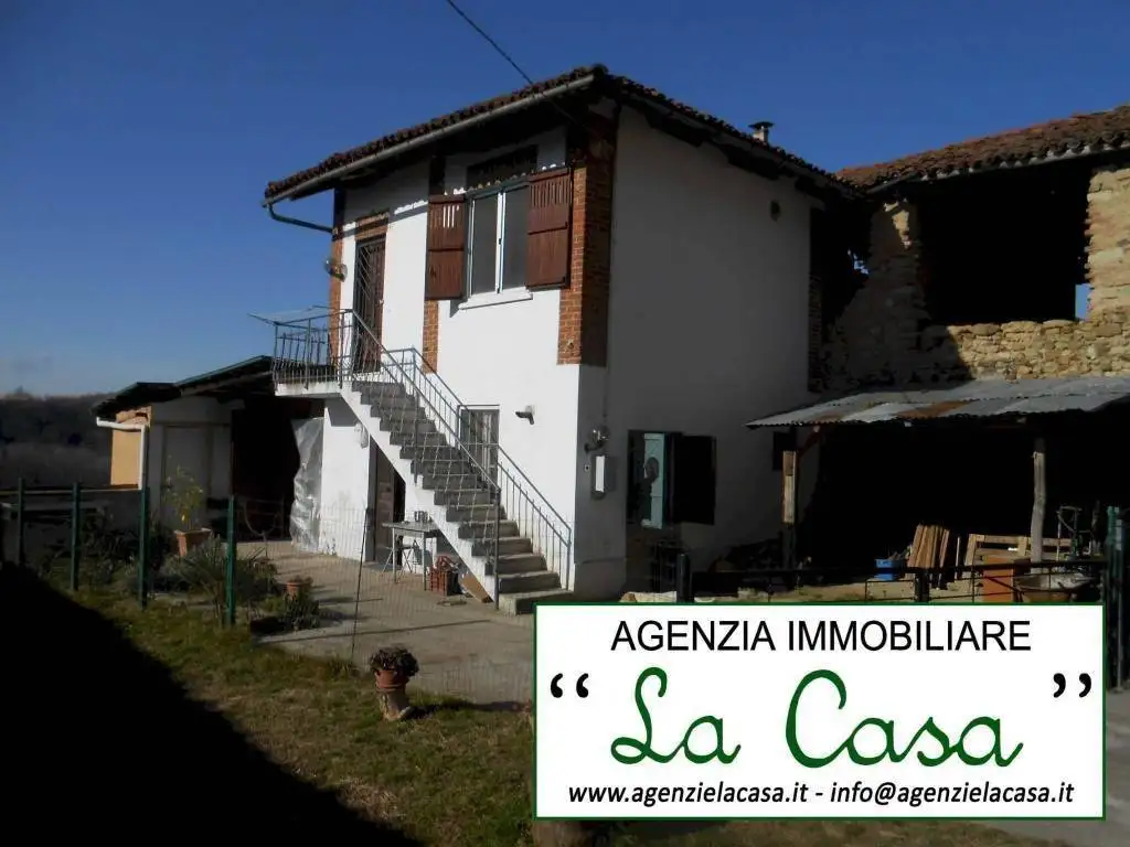Casa indipendente in vendita a Passerano Marmorito