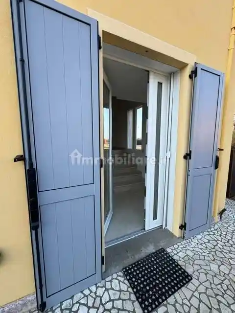 Quadrilocale ottimo stato, secondo piano, Baggiovara, Modena - foto 2