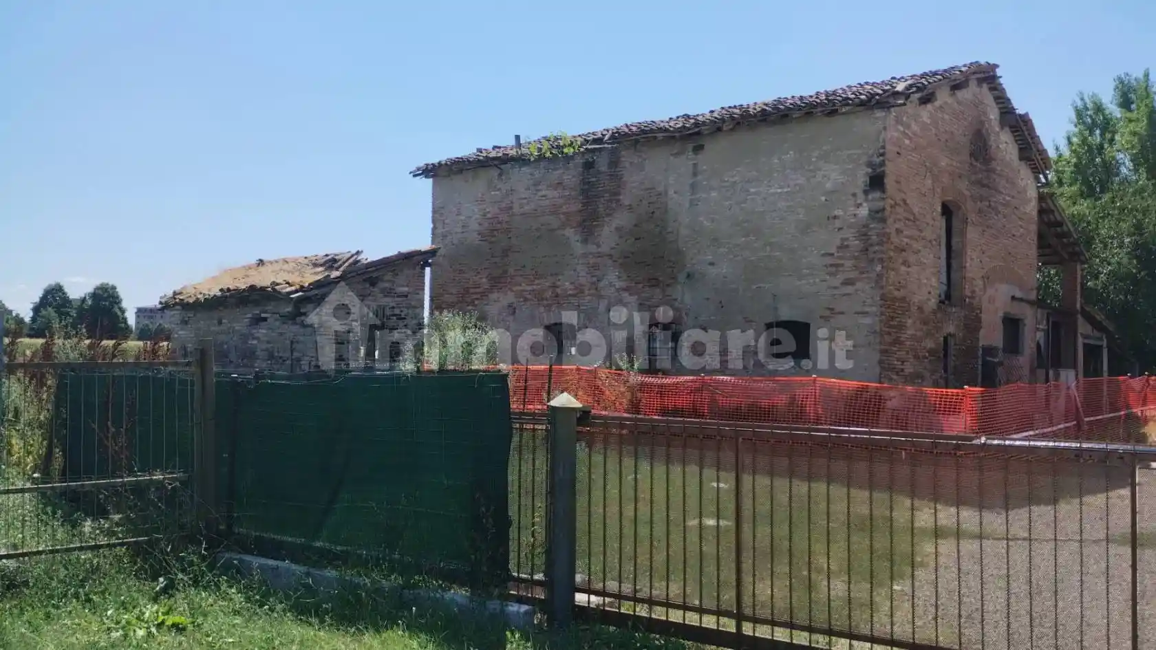 Rustico - Casale in vendita a Modena