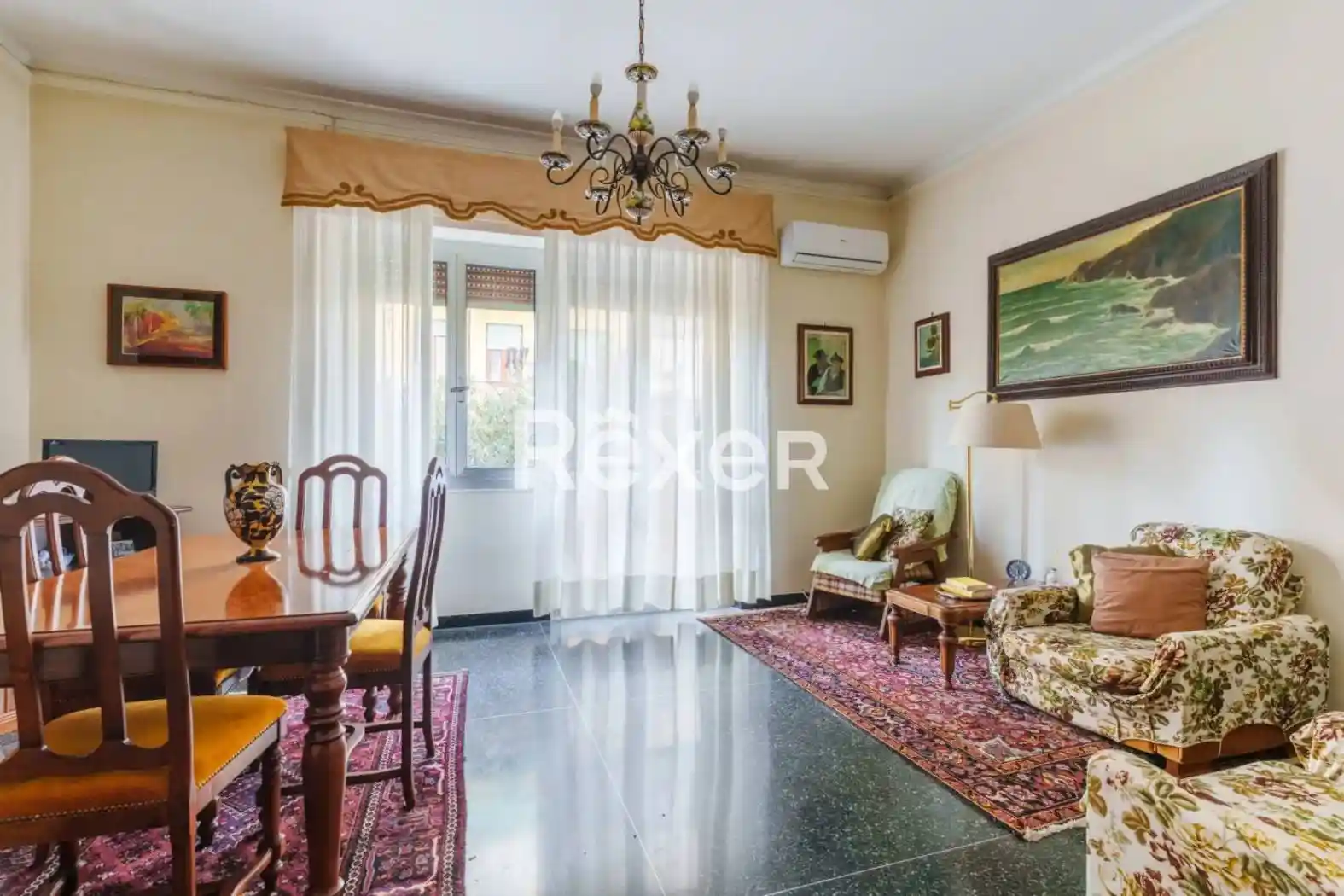 Appartamento in vendita a Genova