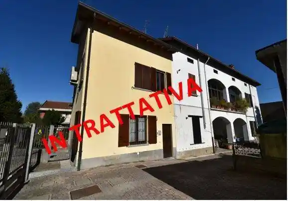 Appartamento in vendita a Bernareggio