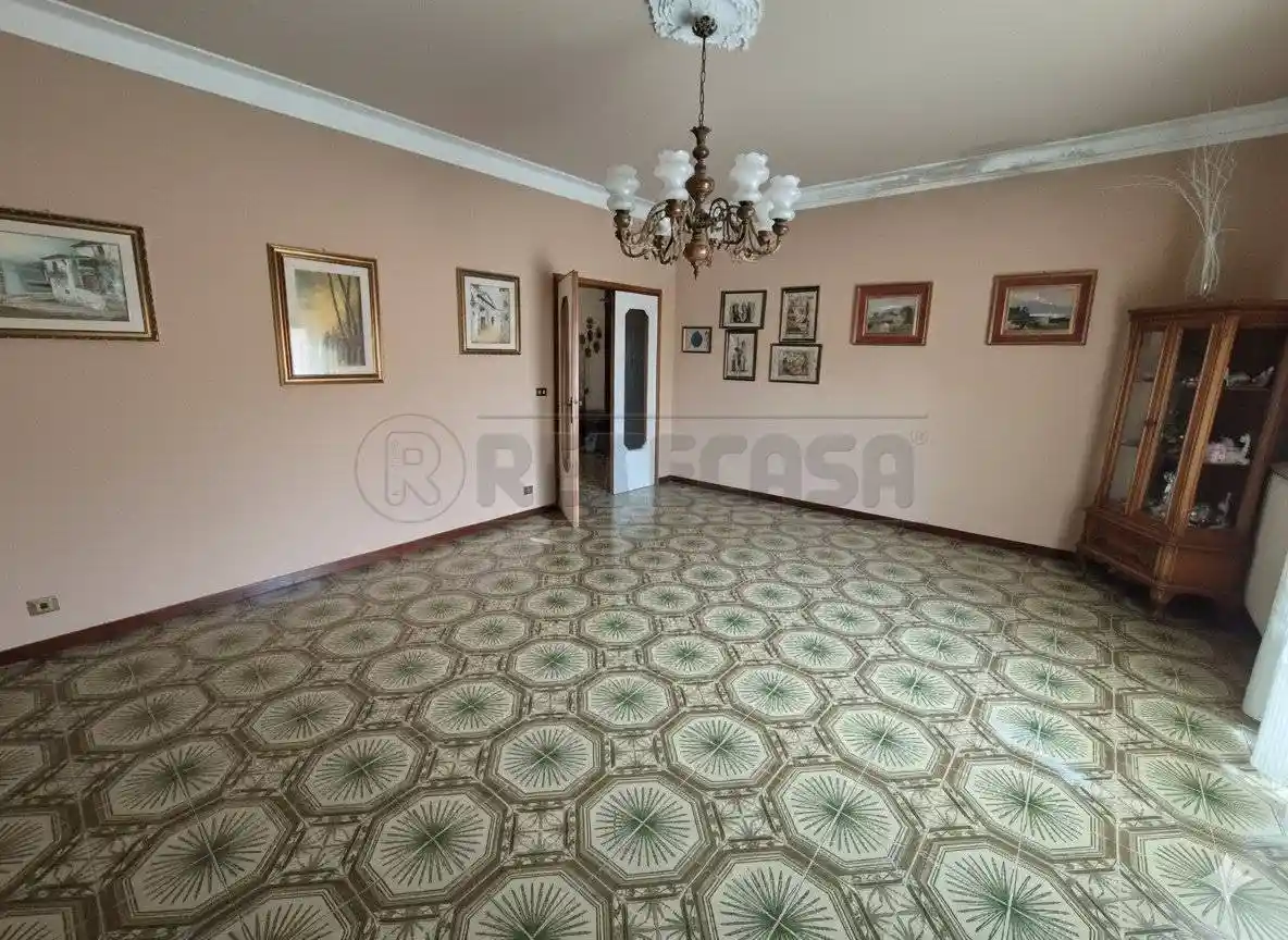 Trilocale via Bergamo, Centro, Castelverde - foto 2