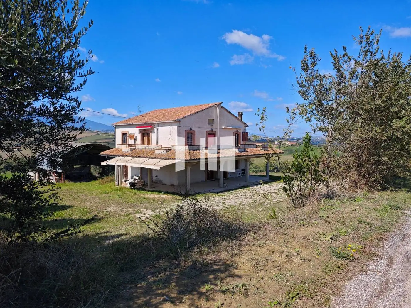 Villa in vendita a Bellante