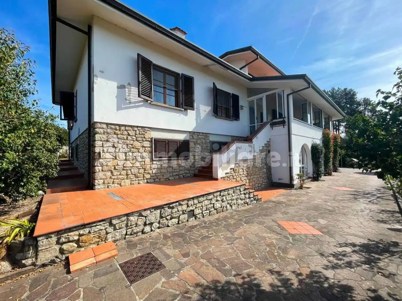 Villa in vendita a Uzzano