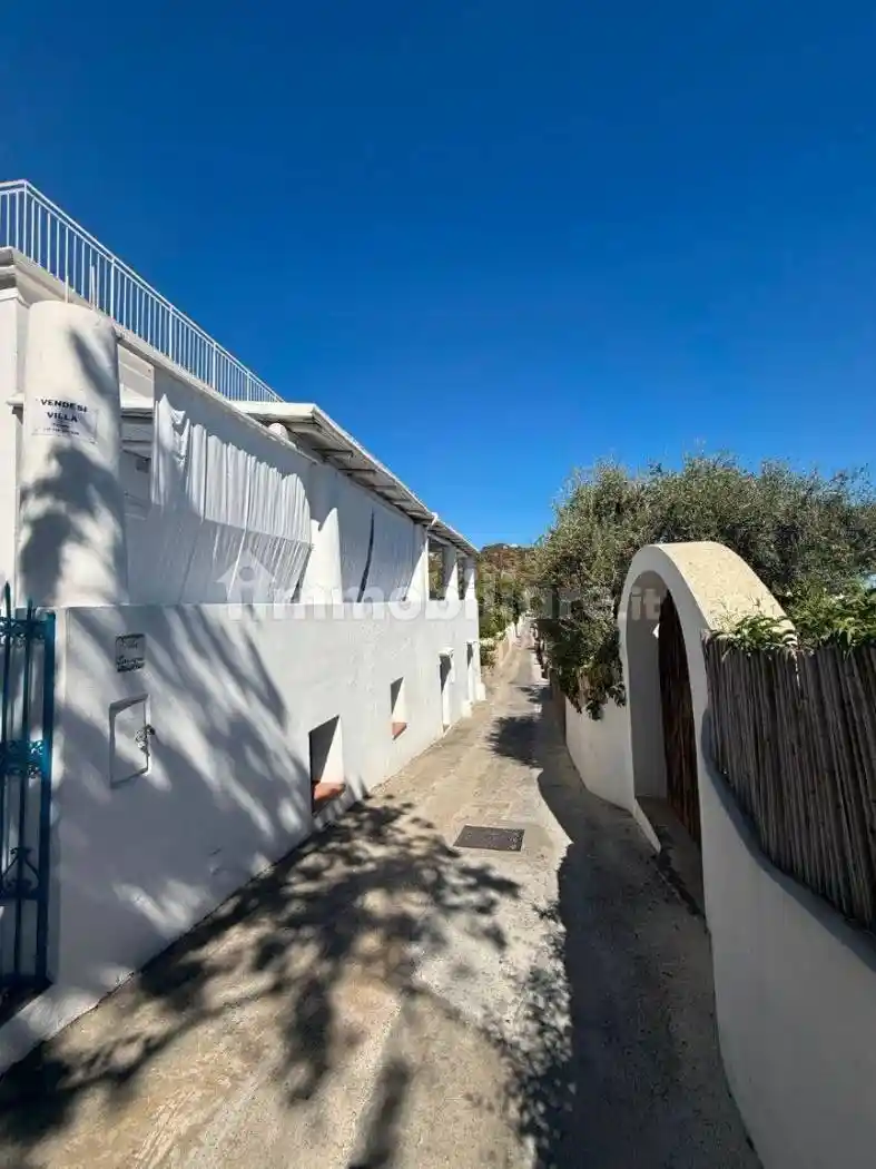 Villa in vendita a Lipari