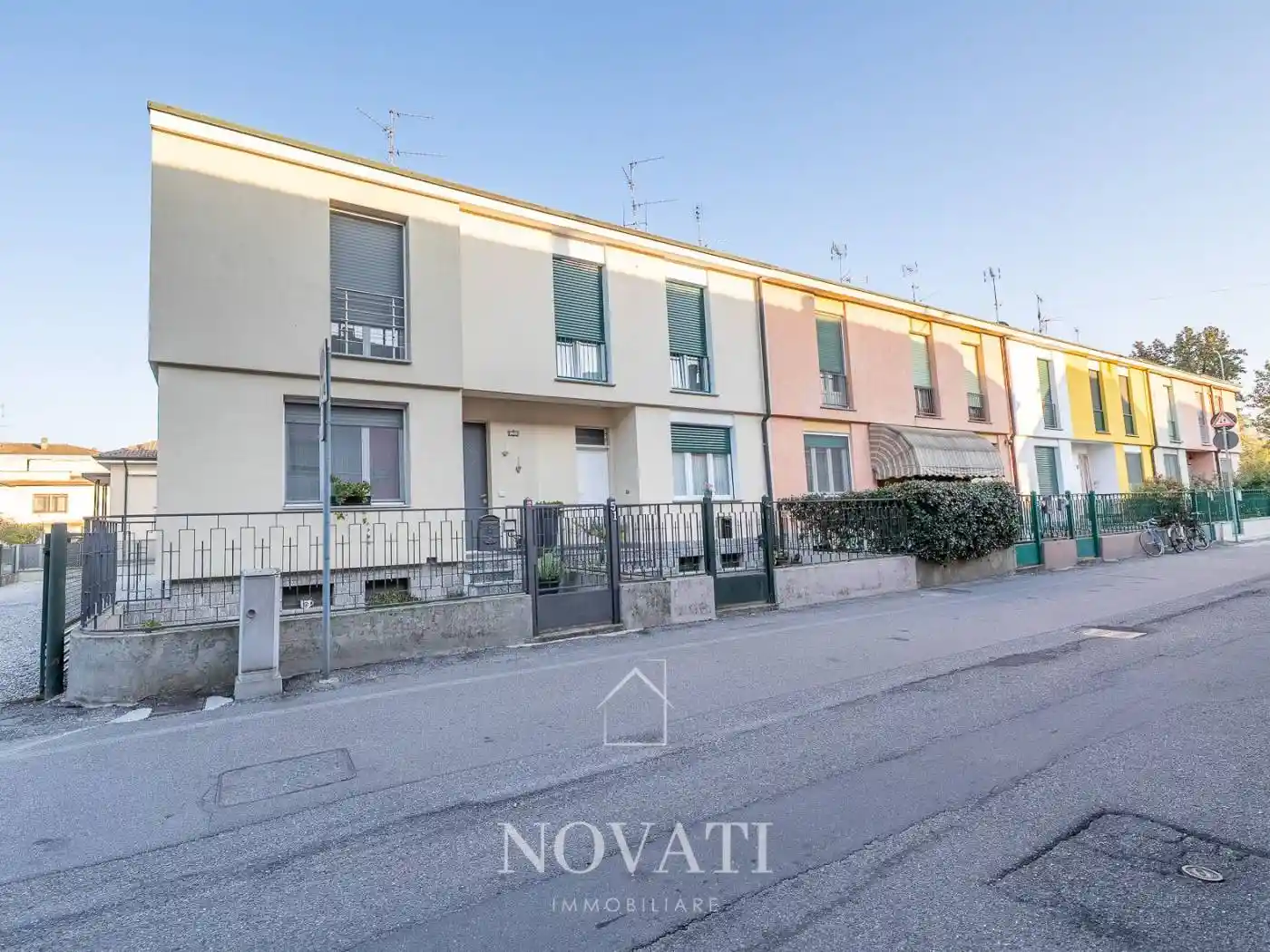 Villa a schiera via Vittorio Alfieri 51, Centro, Castiglione d'Adda - foto 3