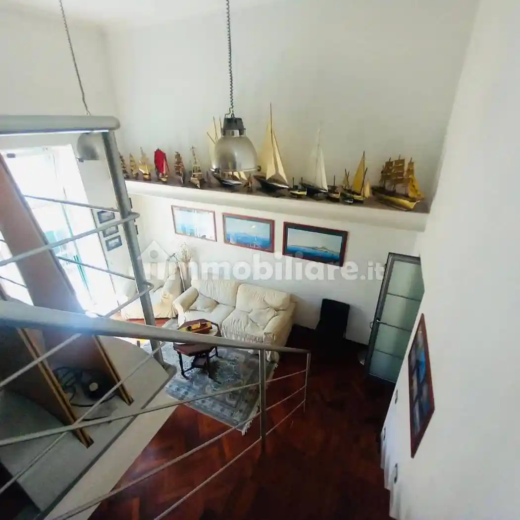 Quadrilocale via Guglielmo Melisurgo 23, Porto - Municipio, Napoli - foto 5