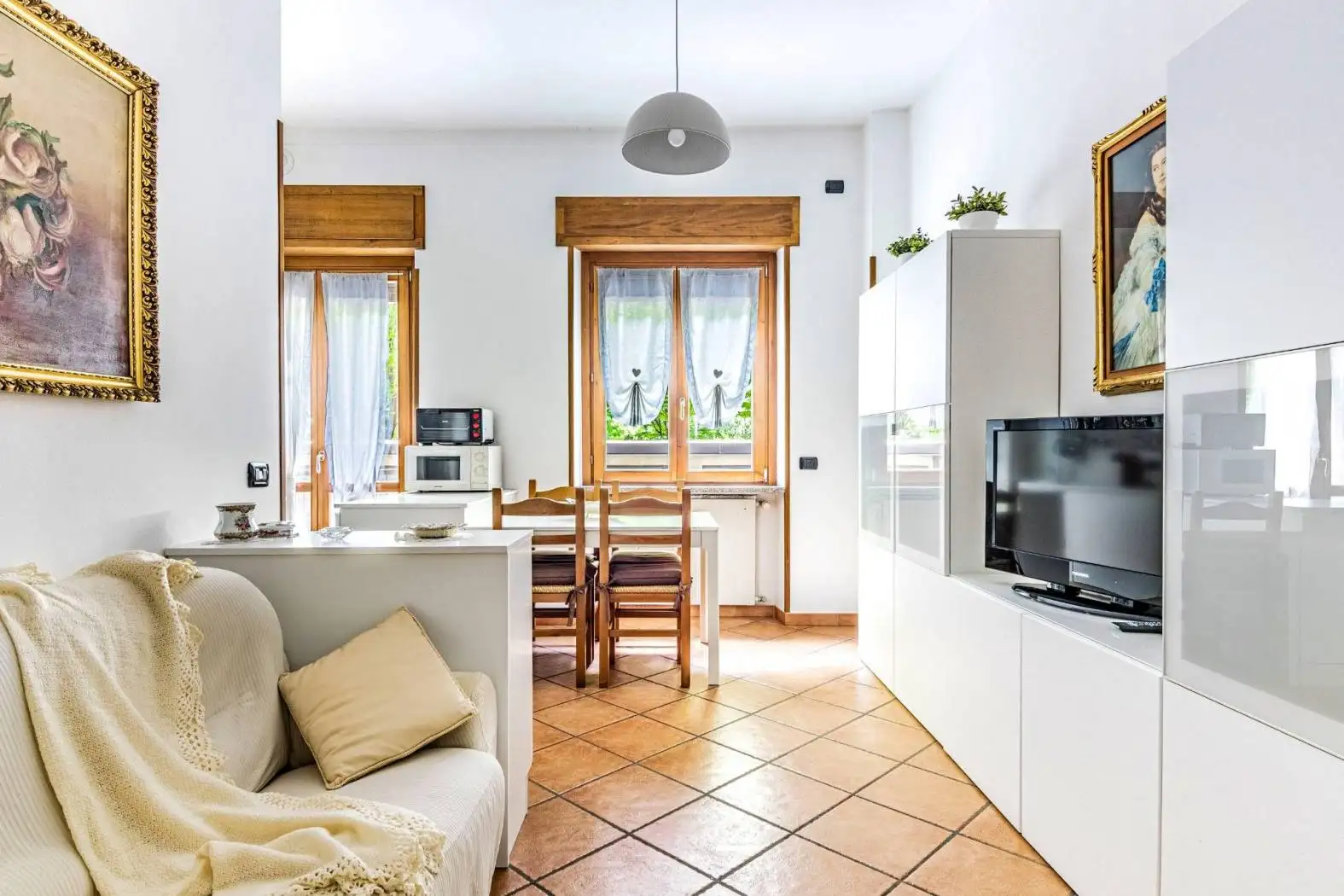 Appartamento in vendita a Arosio