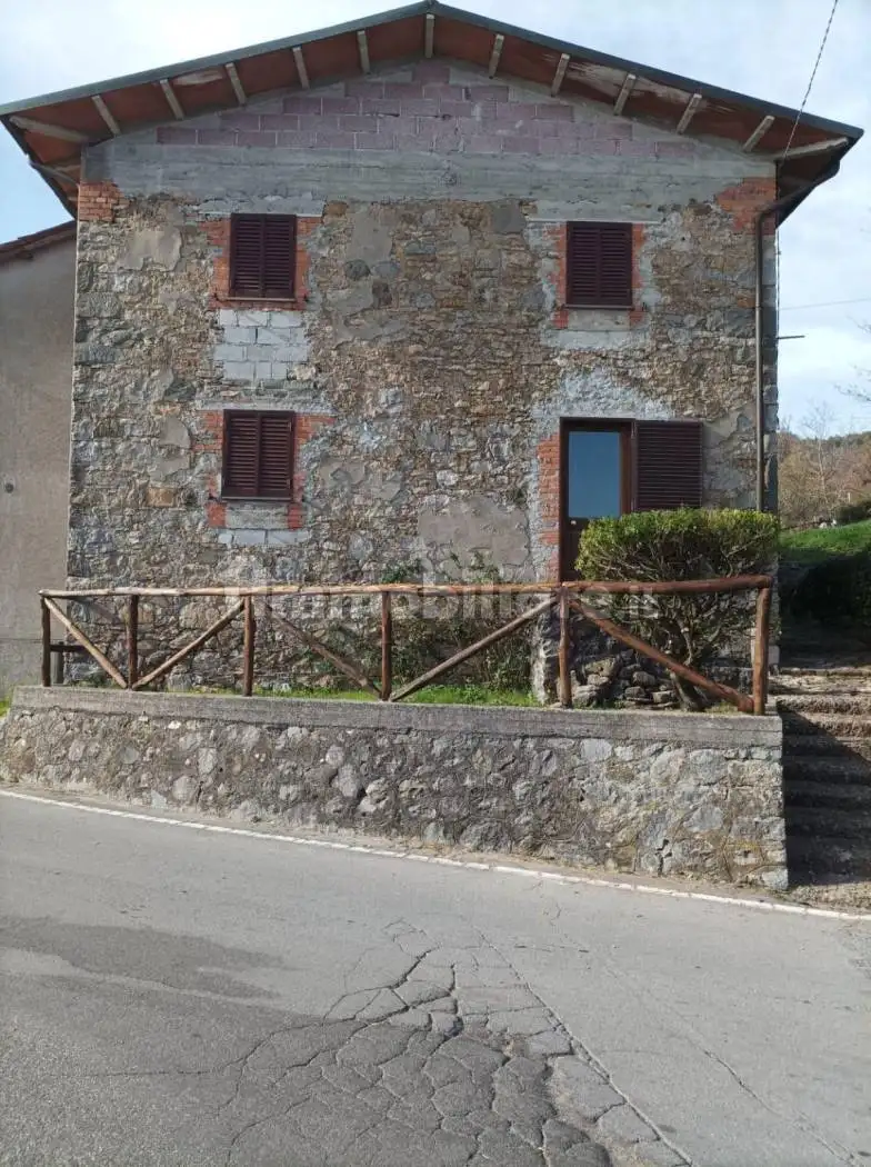 Casa indipendente in vendita a Castelnuovo di Garfagnana