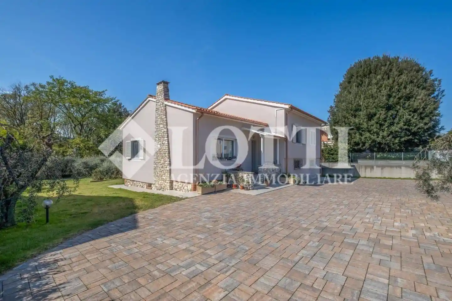 Villa in vendita a Bientina