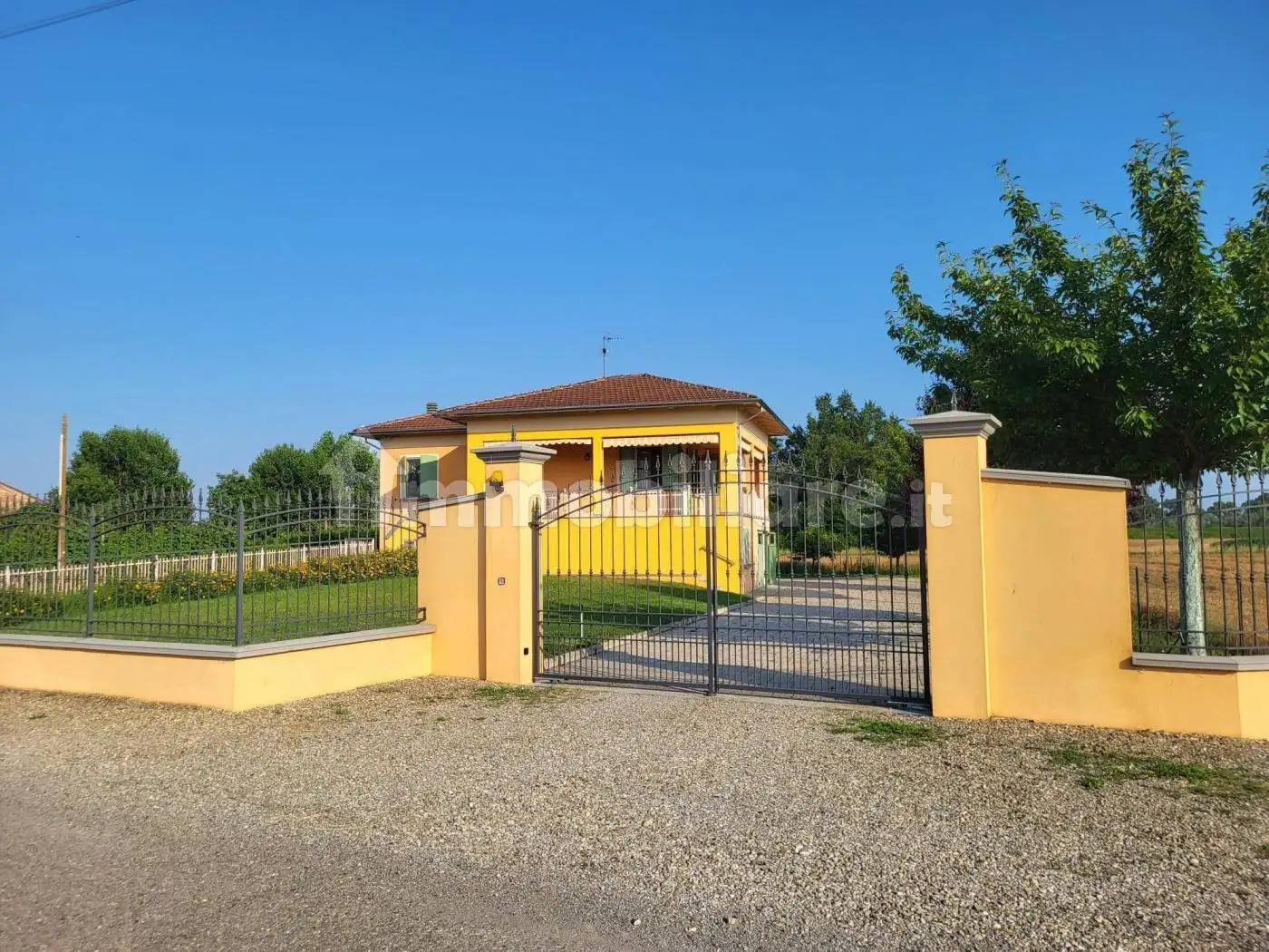 Villa in vendita a Roccabianca
