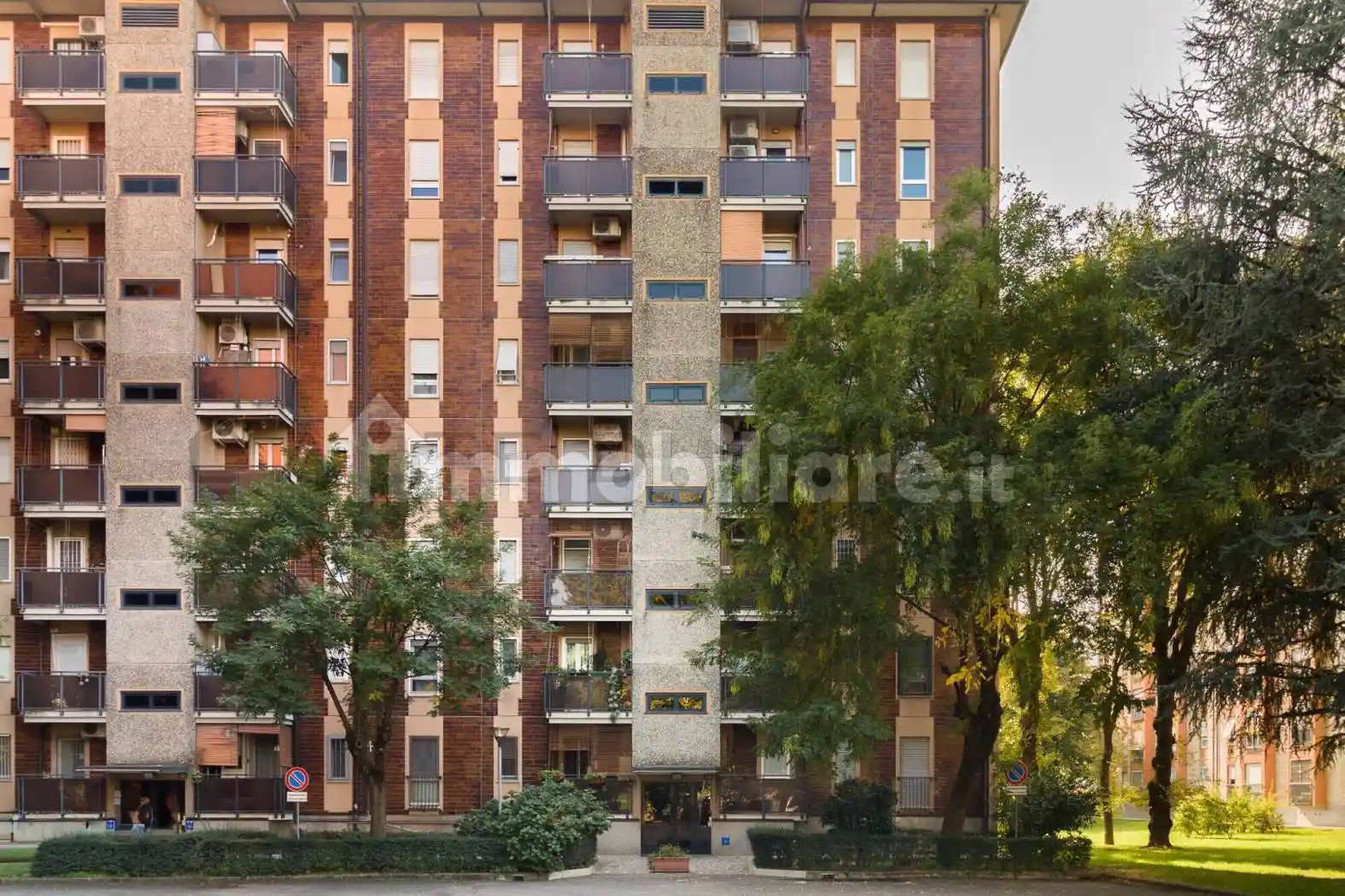 Quadrilocale via Francesco Cilea 34, Gallaratese, Milano - foto 2