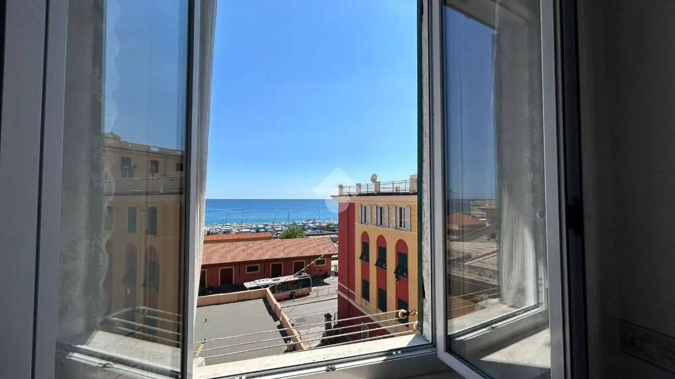 Appartamento in vendita a Genova