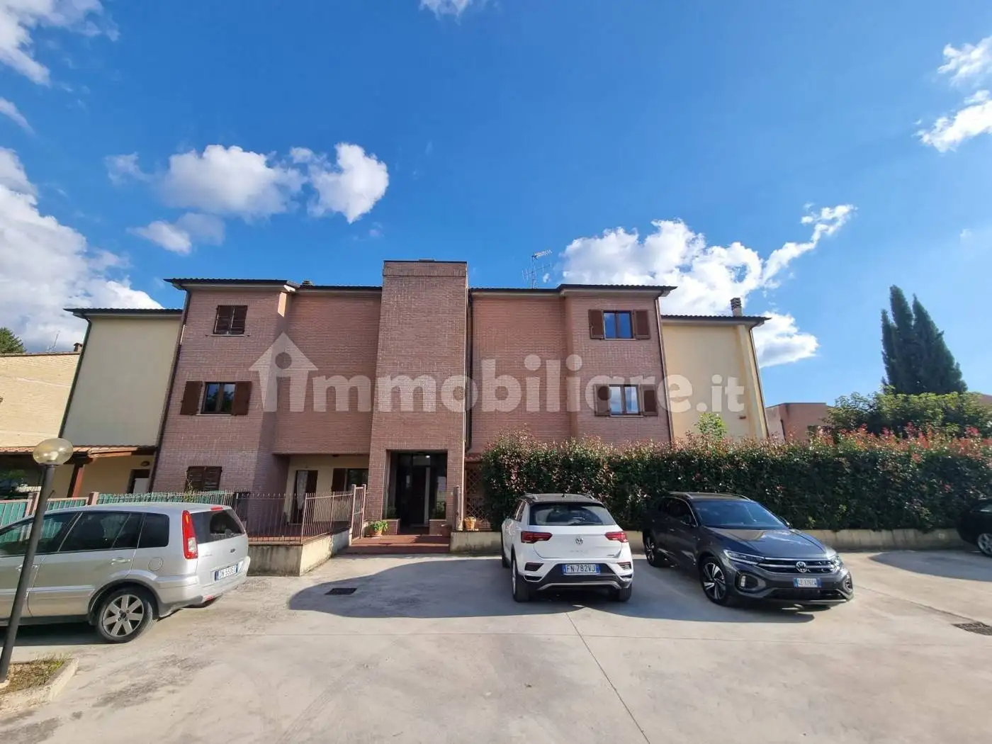Palazzo - Edificio in vendita a Perugia
