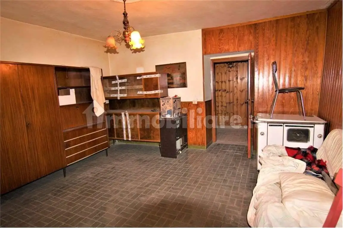 Rustico - Casale in vendita a Viano