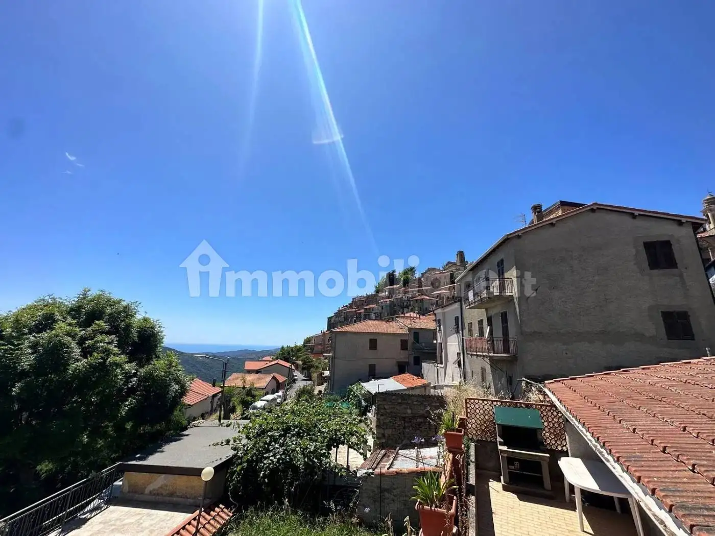 Appartamento in vendita a Bajardo