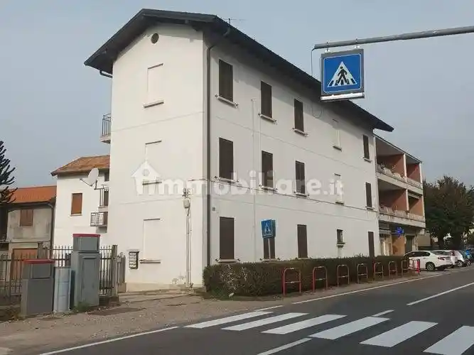 Palazzo - Edificio in vendita a Induno Olona