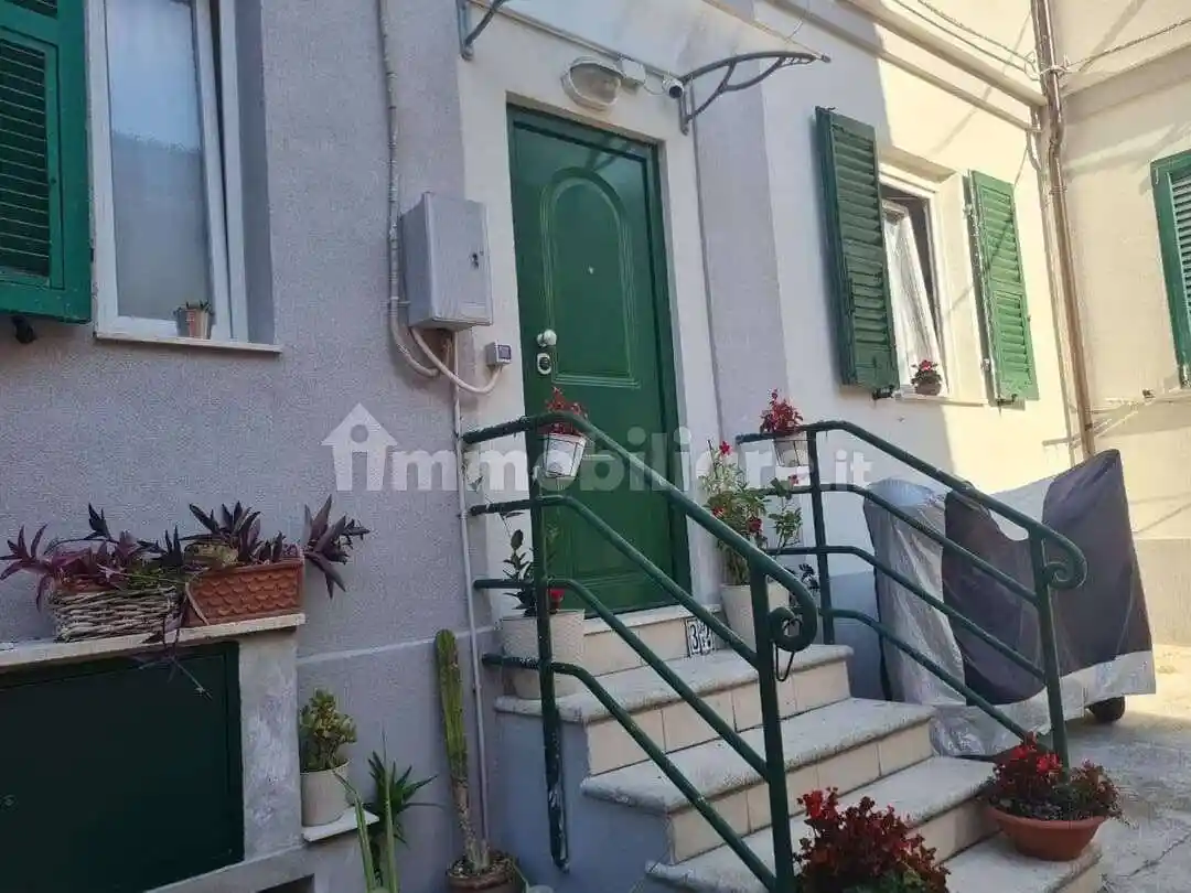 Bilocale ottimo stato, piano rialzato, Stazione, Ancona - foto 2